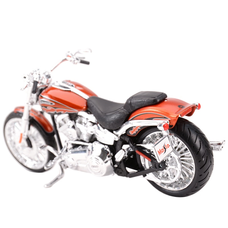 Harley Davidson 1:12 Scale 2014 CVO Breakout Diecast Motorcycle